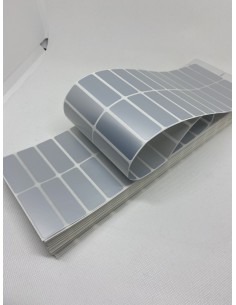 Paquete 18 Millares Etiquetas Poliester Plata Mate Para Iluminación 48 x 17 mm Plegadas Zig-Zag