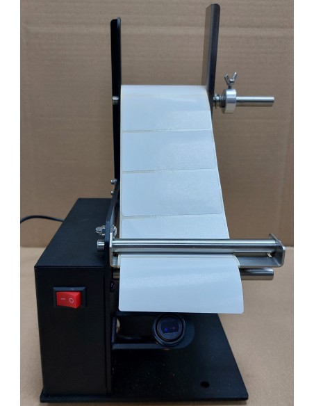 Dispensador D-42. Ancho max. 106